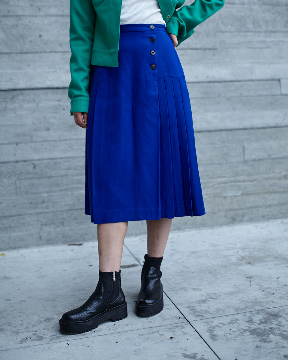 Blue pleated skirt outlet h and m